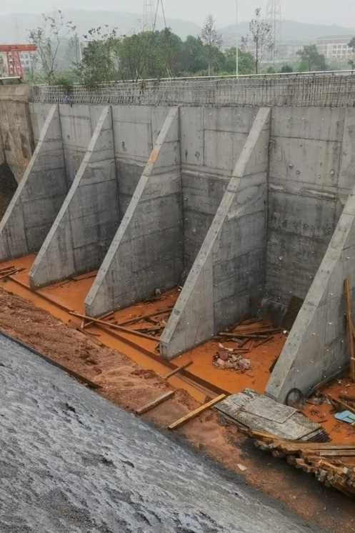 苏州虎丘区锚杆式挡土墙